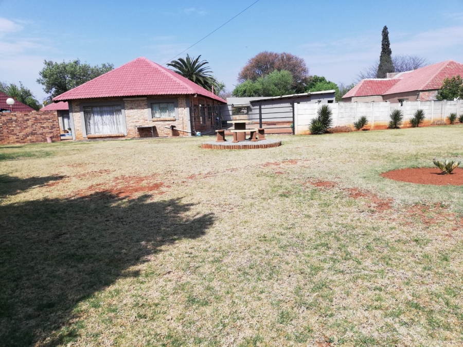 4 Bedroom Property for Sale in Stilfontein Ext 4 North West